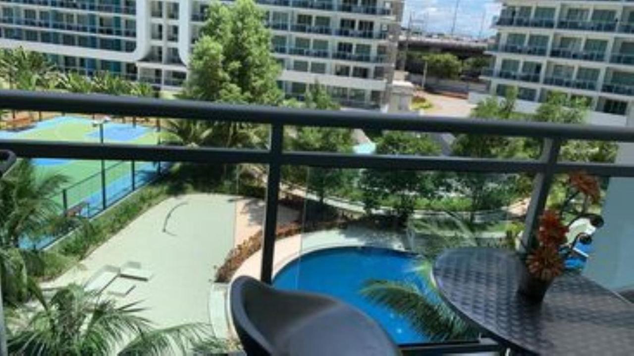 Azure C5 Man-Made Beach Balcony Multiple Units มะนิลา ภายนอก รูปภาพ
